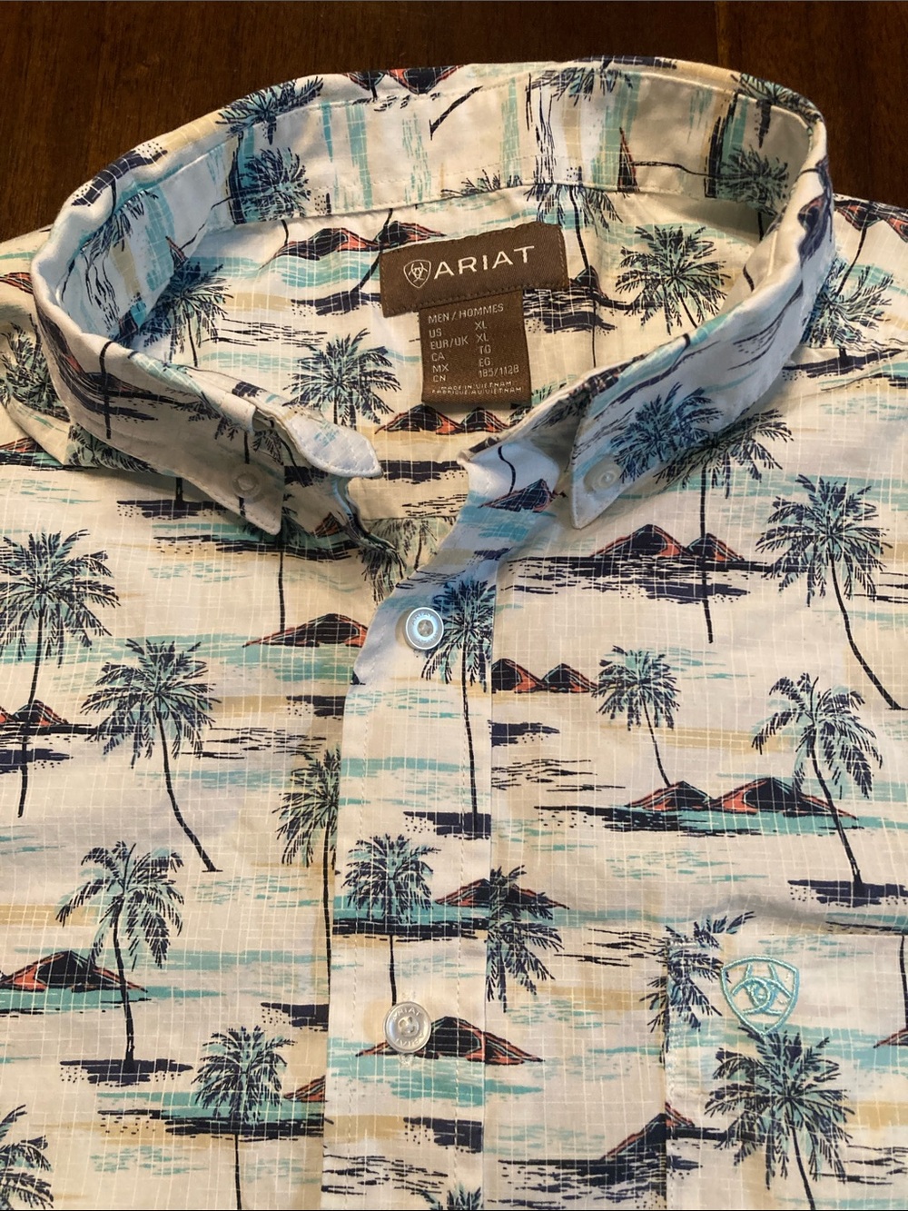 Ariat Men’s White Button-Down Shirt with Teal and Navy Palm Print